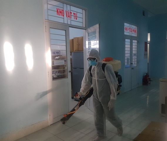 Dịch vụ phun thuốc khử trùng phòng covid
